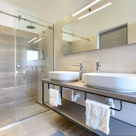 Edi By Interhome