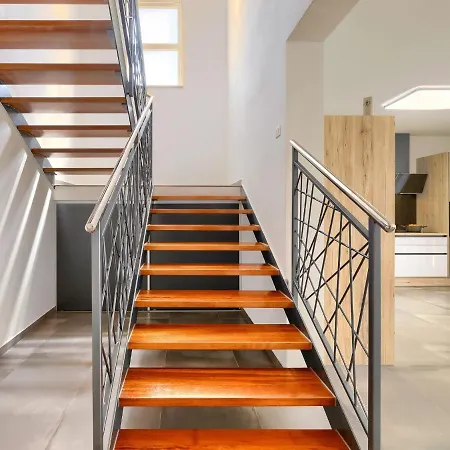 Edi By Interhome *