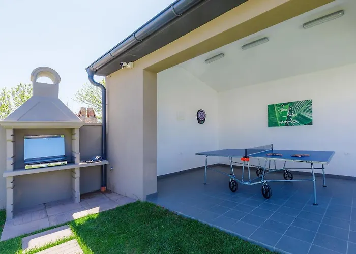 Edi By Interhome