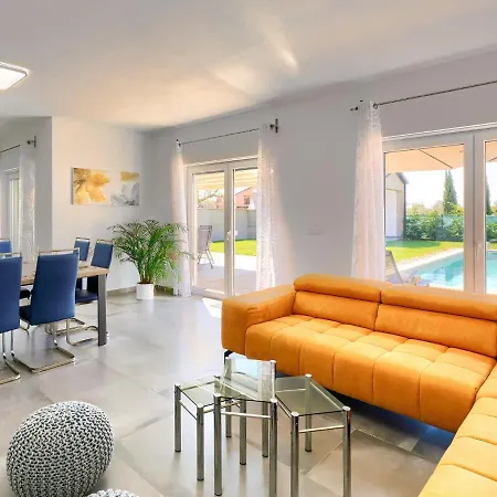 בית נופש Edi By Interhome *