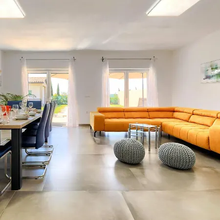 Edi By Interhome בית נופש