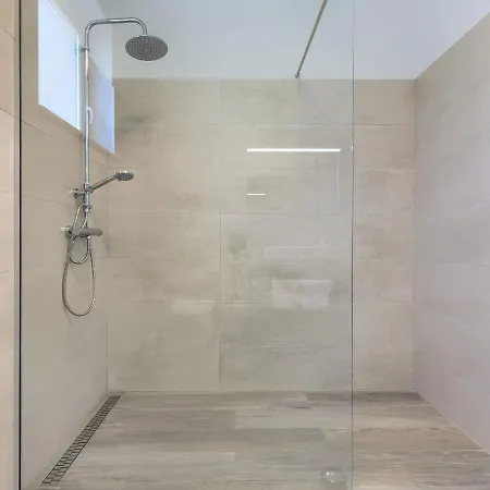 בית נופש Edi By Interhome